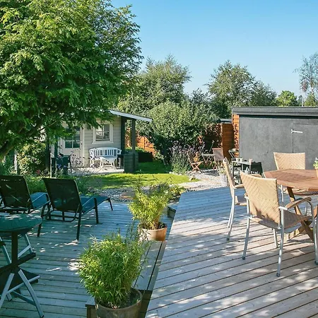 Hébergement de vacances 6 Person Holiday In *
