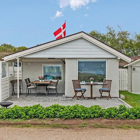 6 Person Holiday In Hébergement de vacances Otterup